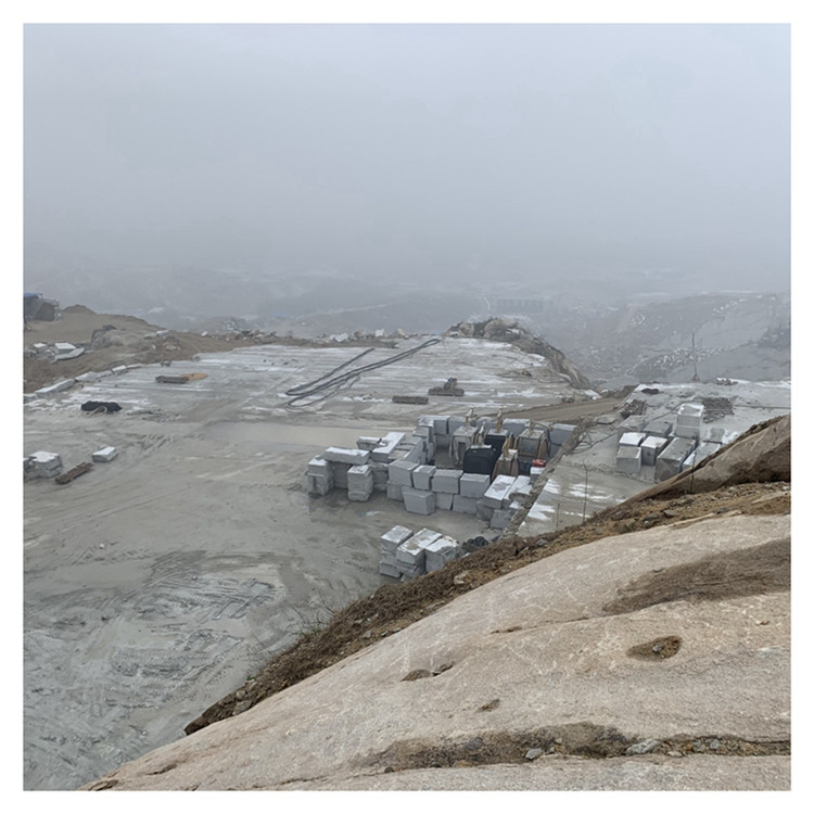 别墅外墙干挂石材,打造永恒经典立面(图3) 别墅外墙干挂石材,打造永恒经典立面(图3)